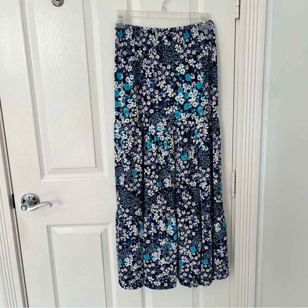Espresso Women’s Blue Multicolor Tiered Floral Maxi Skirt | Small